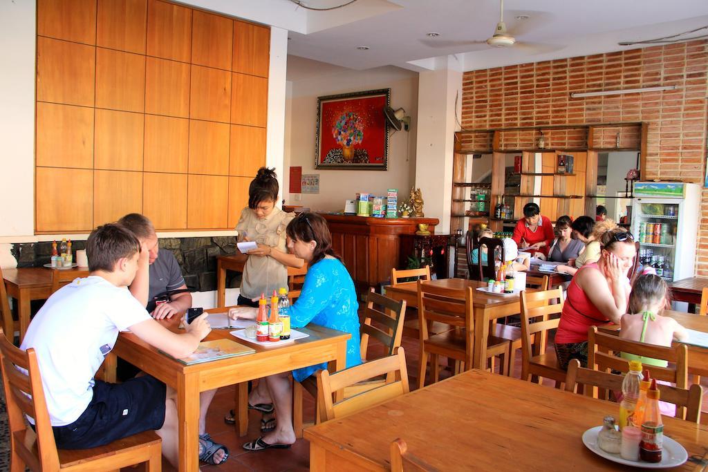 Hanhcafe Hotel Nha Trang Exterior photo