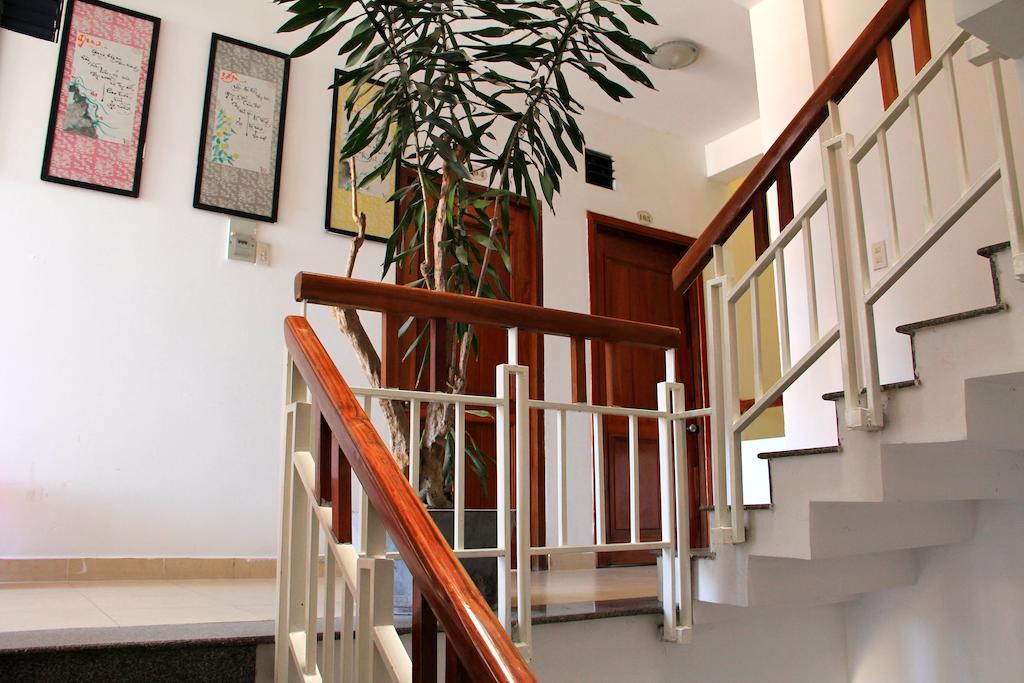 Hanhcafe Hotel Nha Trang Exterior photo