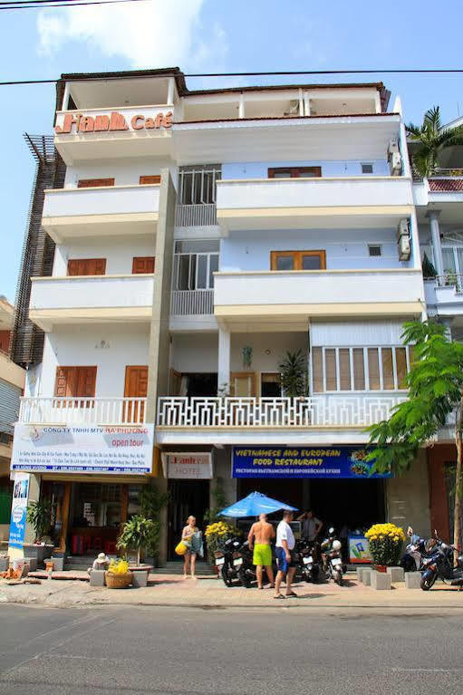 Hanhcafe Hotel Nha Trang Exterior photo