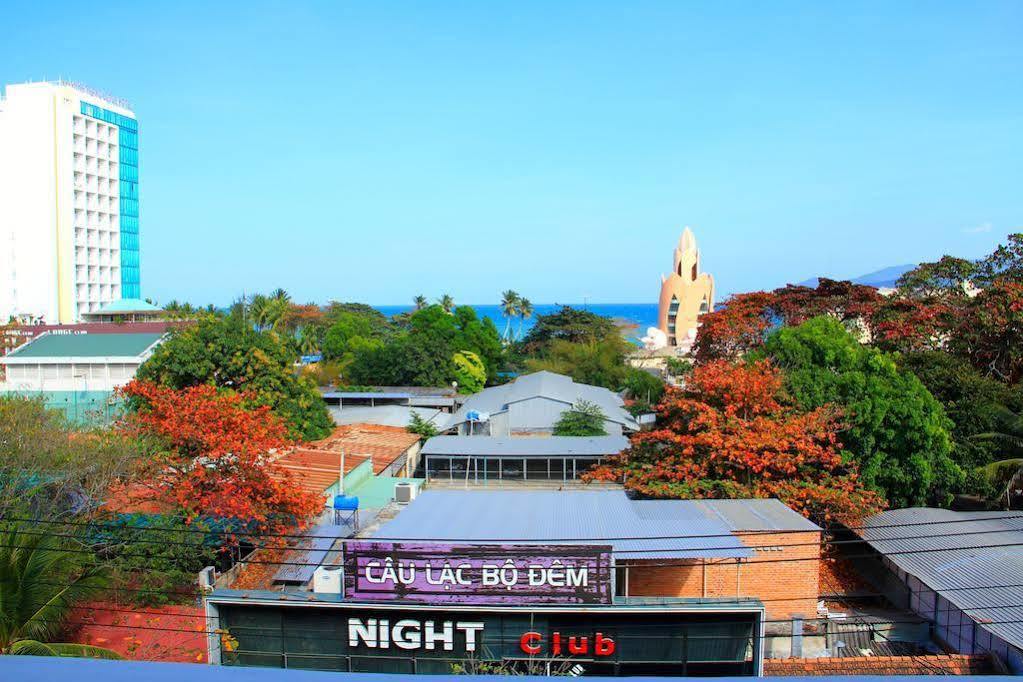 Hanhcafe Hotel Nha Trang Exterior photo